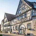 Haestens Boutique Biohotel - Chez Douverne 5* Sommerach