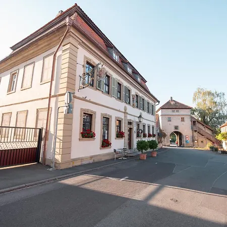 Haestens Boutique Biohotel - Chez Douverne 5* Sommerach