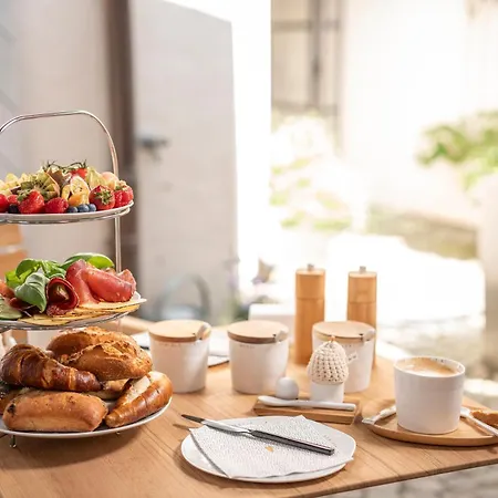 Hästens - Chez Douverne 5*